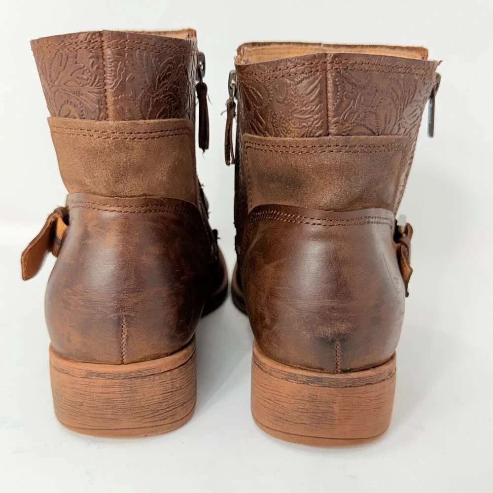 Comfortiva brown leather